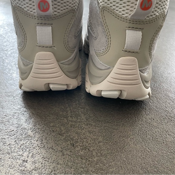 Merrell Moab 3 Mid Light Gray Hiking Booties in Oyster - Picture 5 of 11